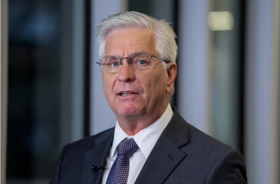 Gabenor Fed Christopher Waller berucap dalam wawancara media di Washington